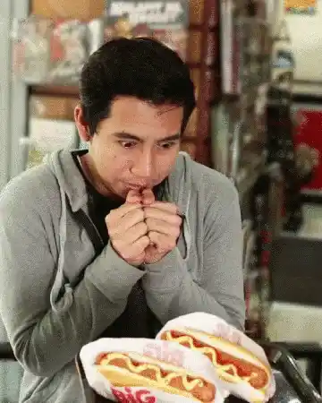 Man's Excited Reaction to 7-Eleven Hotdogs
