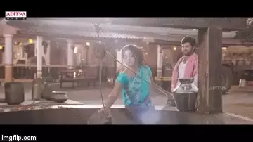 Geetha Tamil Love & Kiss by the Well