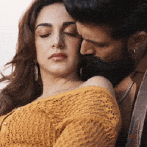 Love Is In The Air Romance GIF by Divo Music