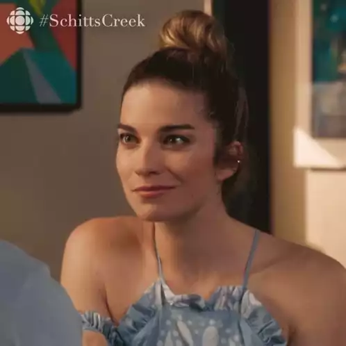 Alexis Rose Says 'I Love That' on Schitt's Creek