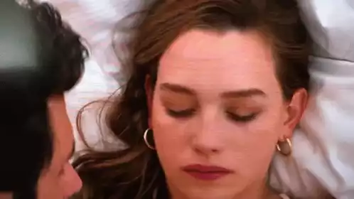Joe Goldberg & Love Quinn: I Wolf You Scene