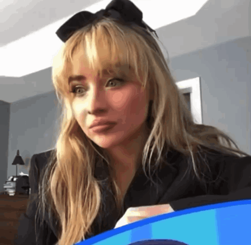 Sabrina Carpenter's Confused Reaction