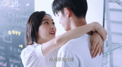 Victoria Song Song Qian & Song Weilong Hug