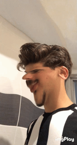 Cool Stevefernandez Making Funny Faces