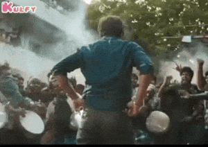 Thalapathy Vijay's Loose Trousers Dance
