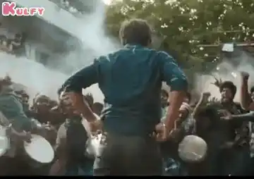 Thalapathy Vijay's Loose Trousers Dance