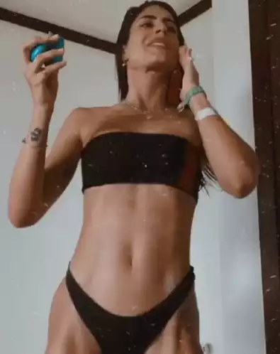 Mari Gonzalez Bikini Spray